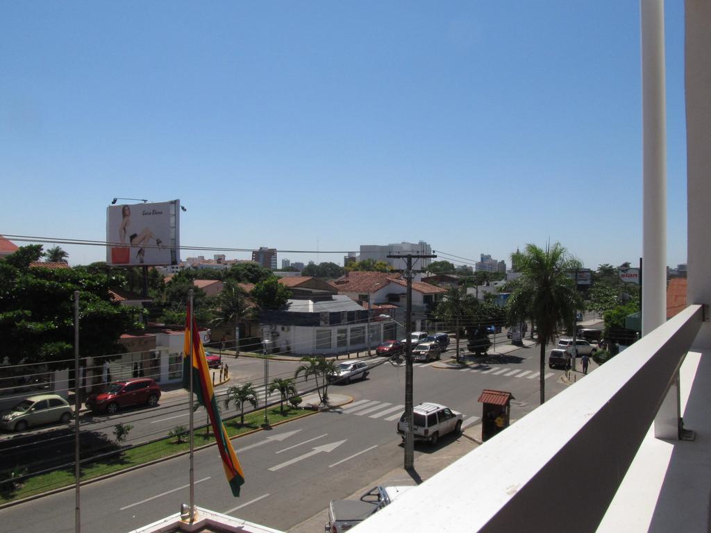 Hotel Caparuch Santa Cruz de La Sierra Bagian luar foto