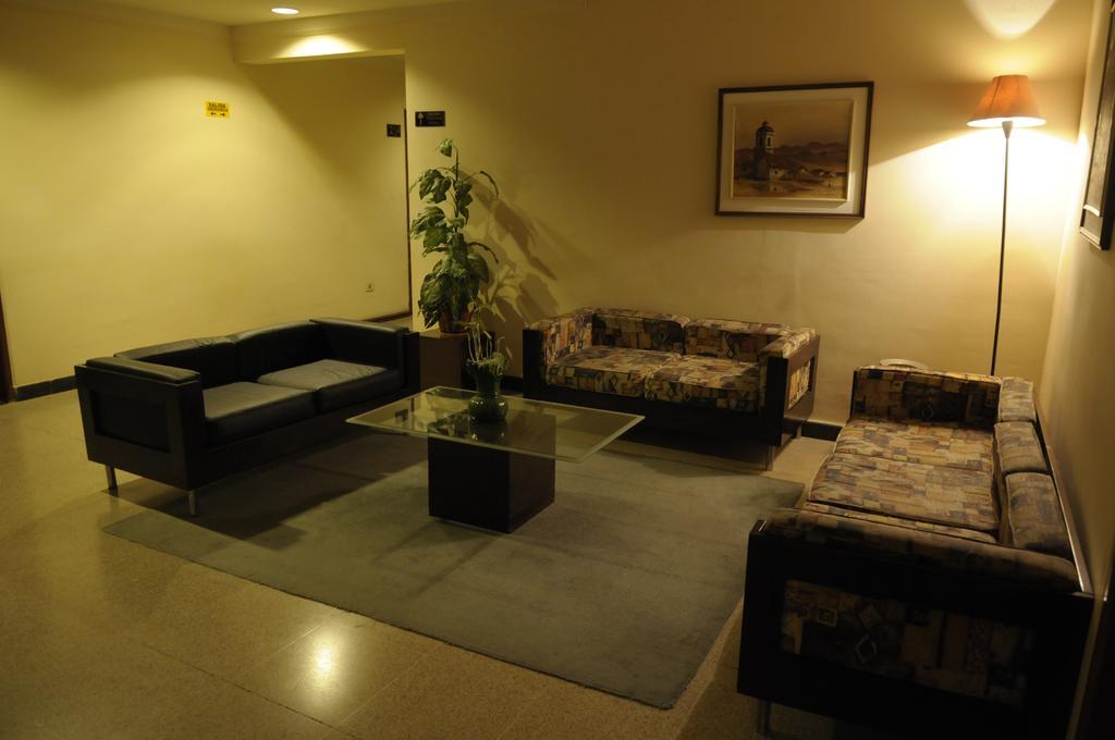 Hotel Caparuch Santa Cruz de La Sierra Bagian luar foto