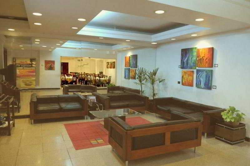Hotel Caparuch Santa Cruz de La Sierra Bagian luar foto