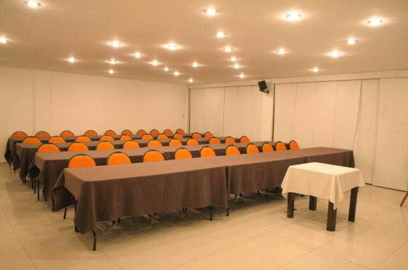 Hotel Caparuch Santa Cruz de La Sierra Bagian luar foto